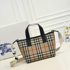 Picture of Burberry Handbags _SKUfw226204581fw